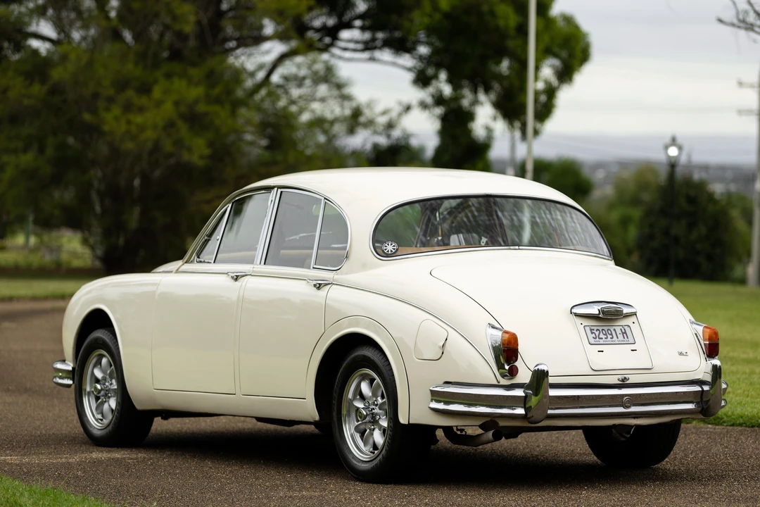 1961 Jaguar Mark II - Image 15 of 31