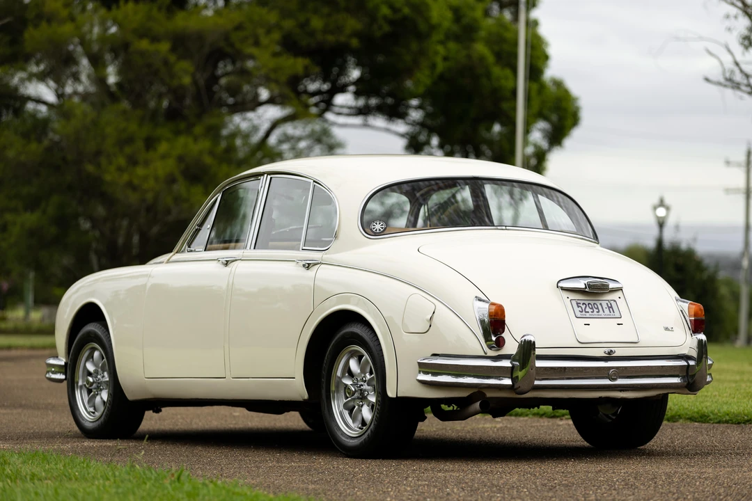 1961 Jaguar Mark II - Image 7 of 31