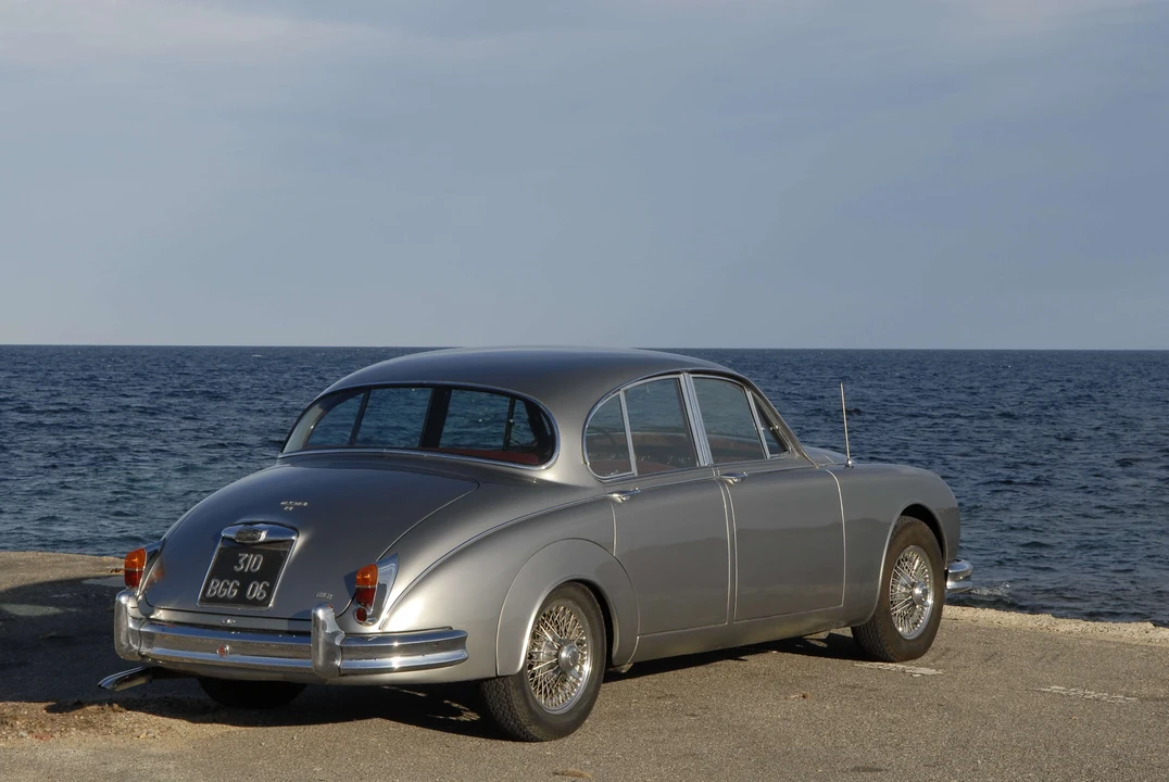 1961 Jaguar Mark II - Image 5 of 8