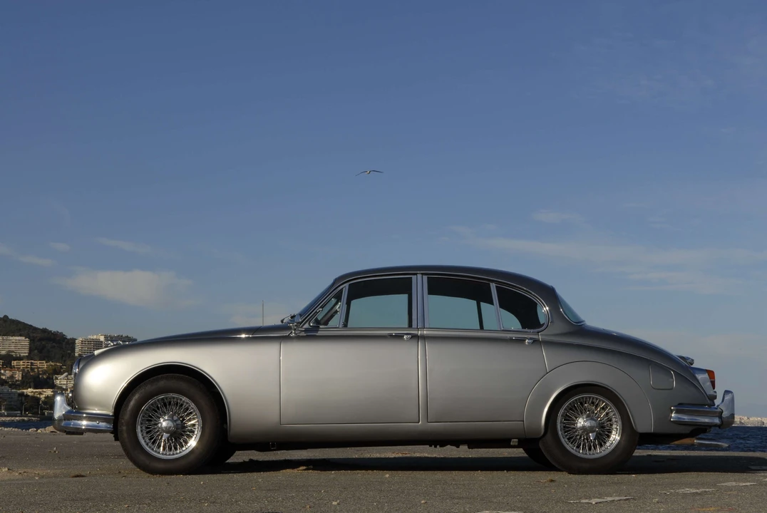 1961 Jaguar Mark II - Image 6 of 8