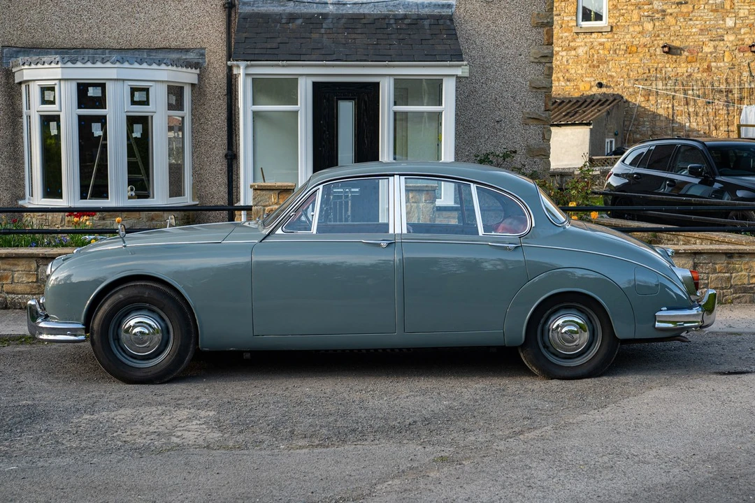1961 Jaguar Mark II - Image 3 of 30