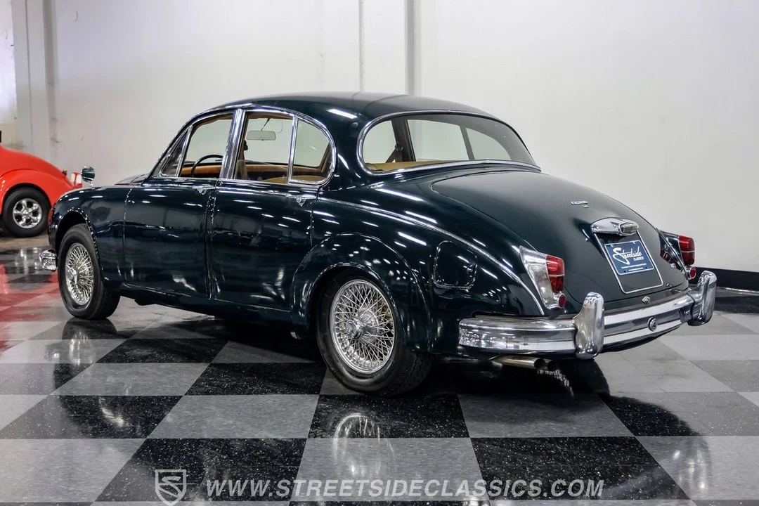 1961 Jaguar Mark II - Image 8 of 12