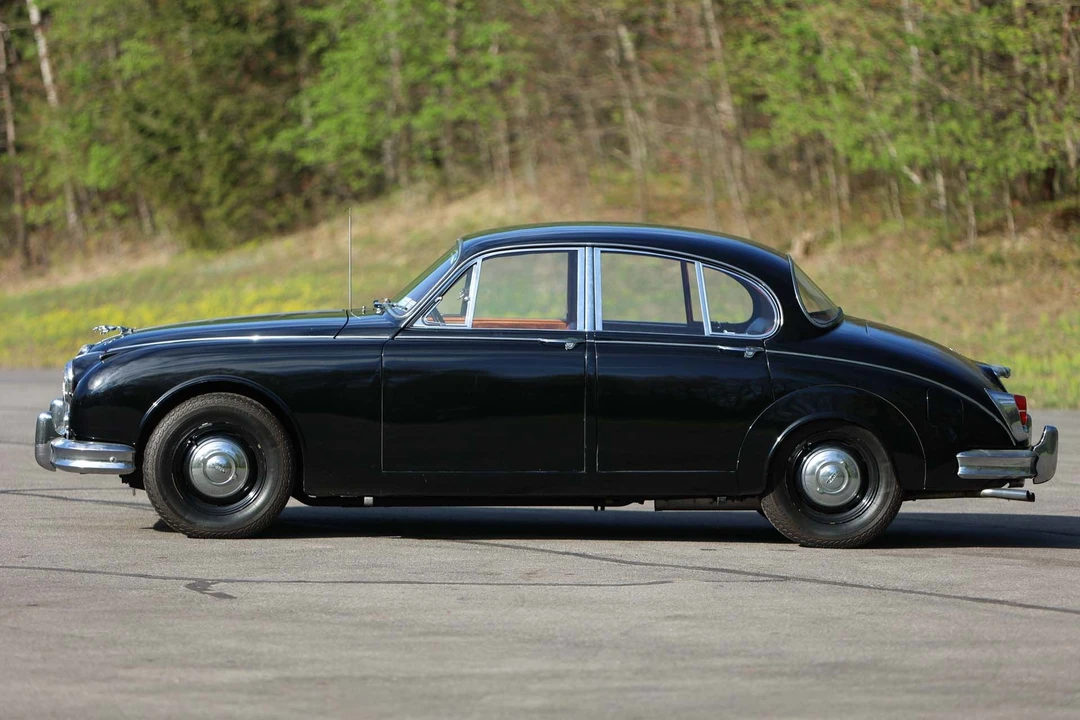 1961 Jaguar Mark II - Image 10 of 31