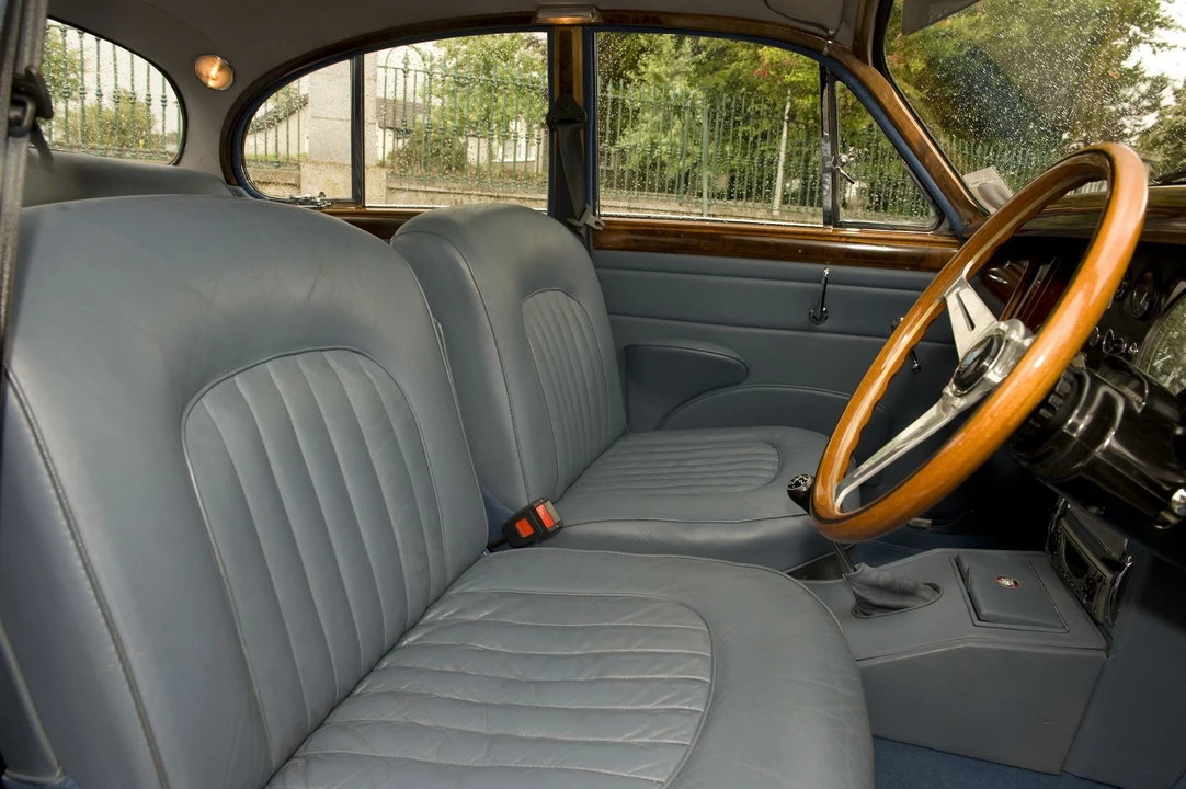 1961 Jaguar Mark II - Image 5 of 11