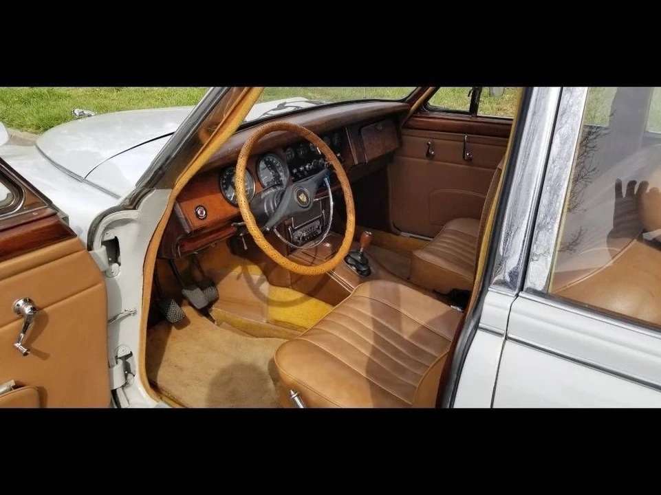 1961 Jaguar Mark II - Image 8 of 12