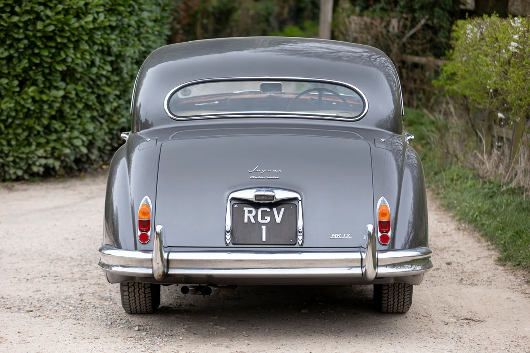 1961 Jaguar Mark VII & VIII & IX - Image 7 of 31