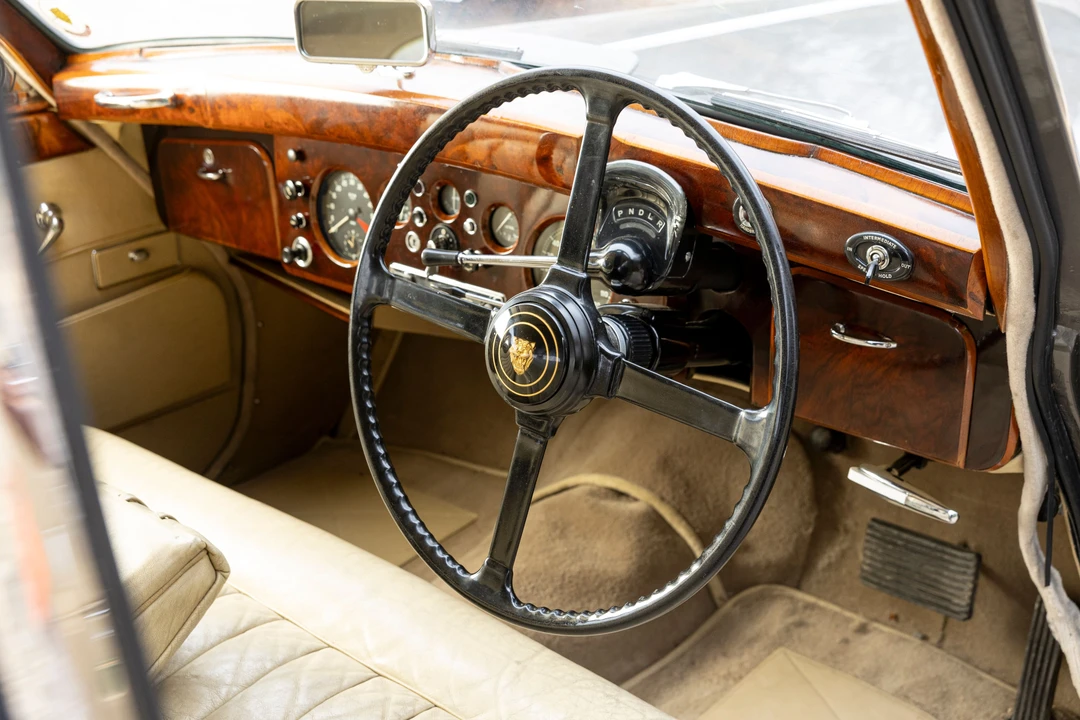 1961 Jaguar Mark VII & VIII & IX - Image 25 of 31