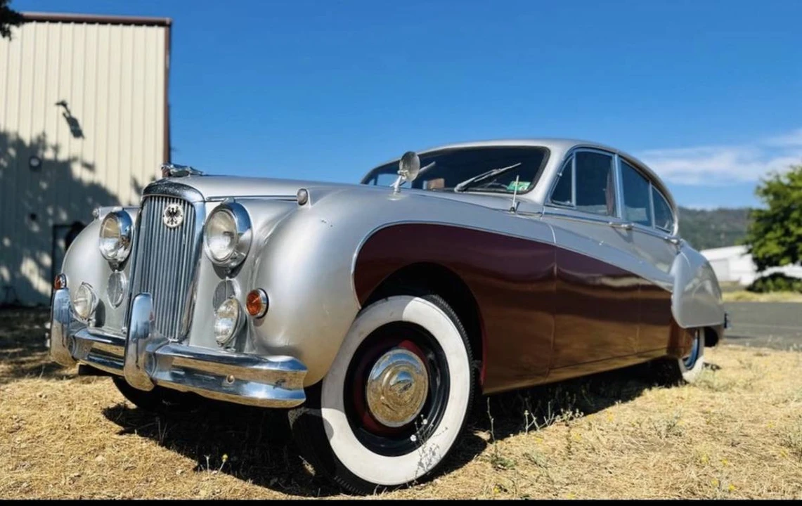 1961 Jaguar Mark VII & VIII & IX - Image 8 of 23