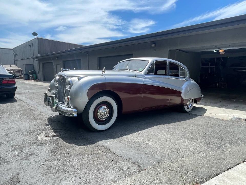 1961 Jaguar Mark VII & VIII & IX - Image 13 of 23