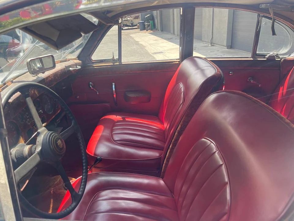 1961 Jaguar Mark VII & VIII & IX - Image 21 of 23