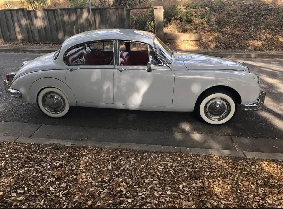 1961 Jaguar Mark II - Image 2 of 10