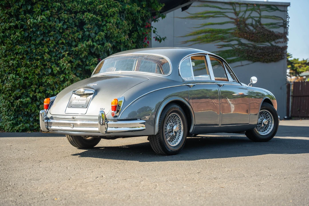 1961 Jaguar Mark II - Image 16 of 31