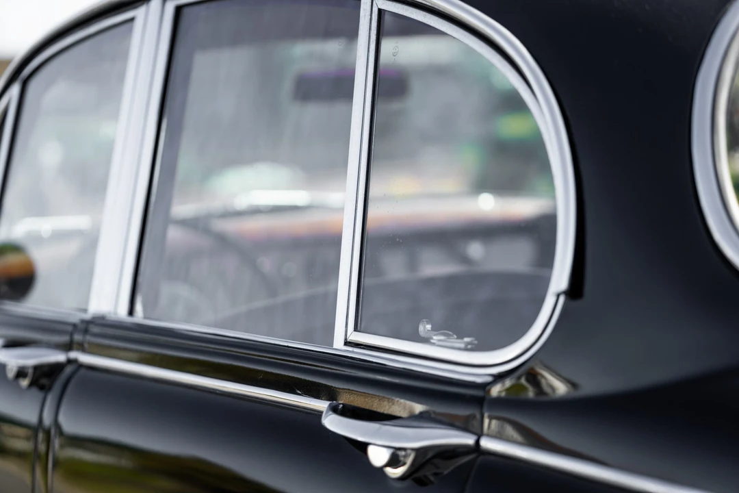 1961 Jaguar Mark II - Image 28 of 31