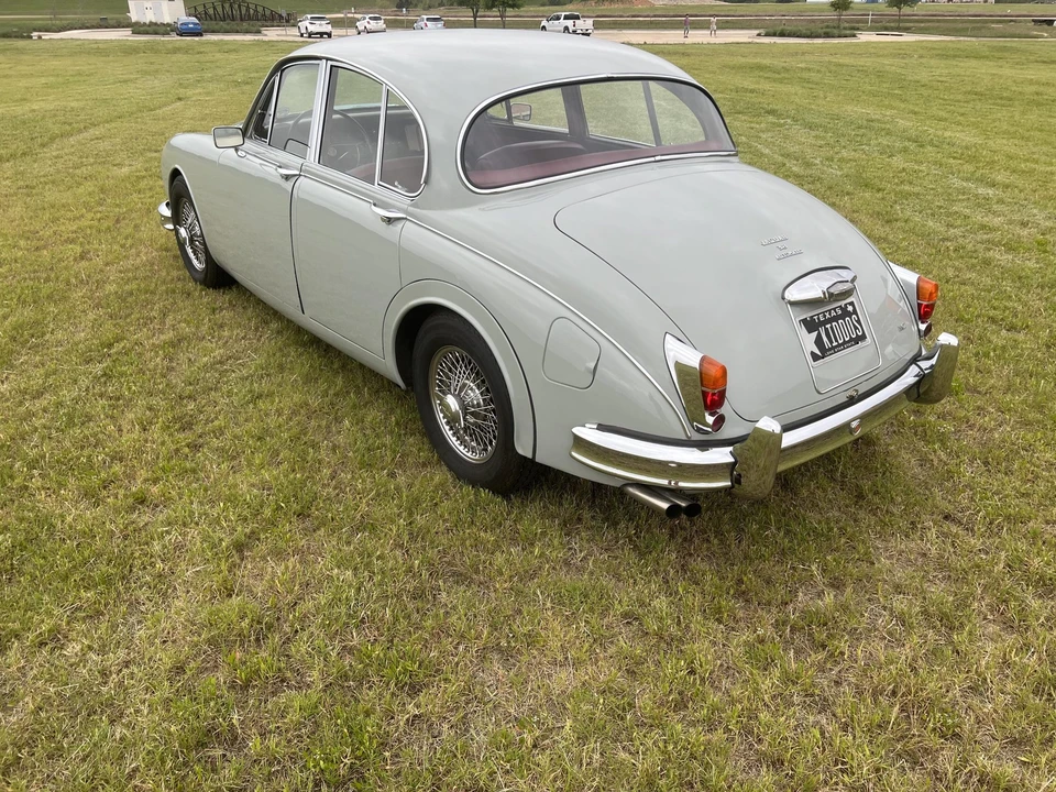 1961 Jaguar Mark II - Image 8 of 31