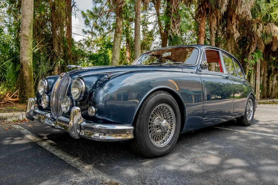 1961 Jaguar Mark II - Image 2 of 5