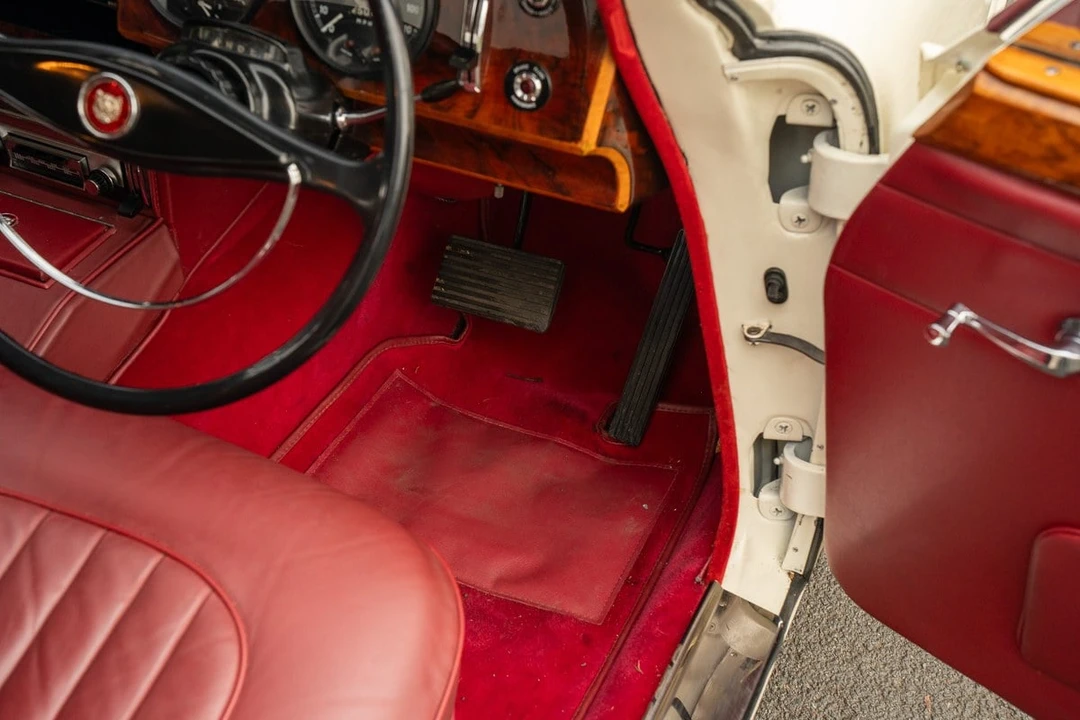 1961 Jaguar Mark II - Image 28 of 30