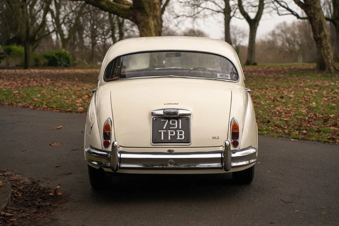 1961 Jaguar Mark II - Image 14 of 30