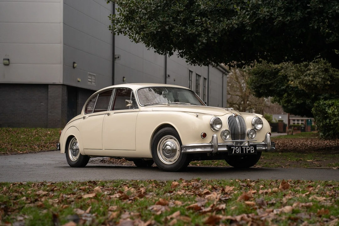 1961 Jaguar Mark II - Image 11 of 30