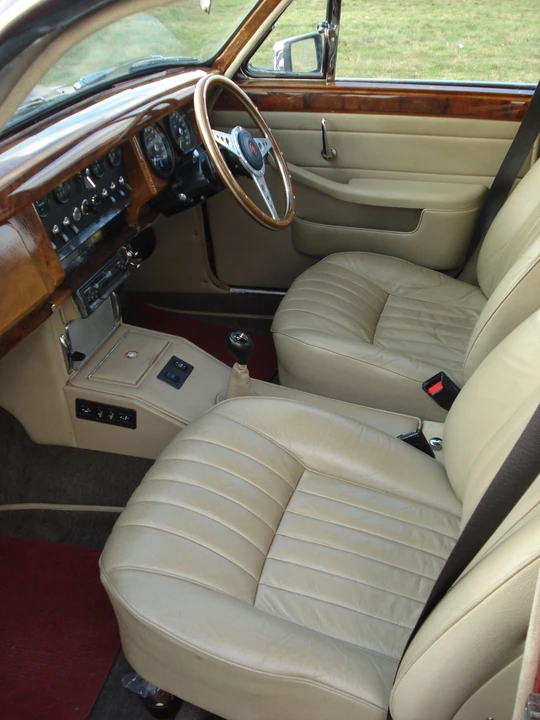 1961 Jaguar Mark II - Image 5 of 9