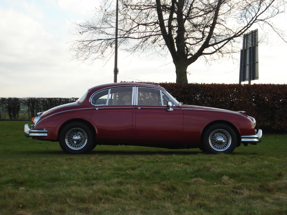 1961 Jaguar Mark II - Image 9 of 9