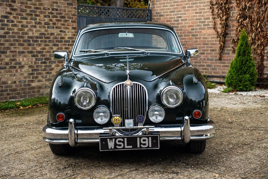 1961 Jaguar Mark II - Image 8 of 30