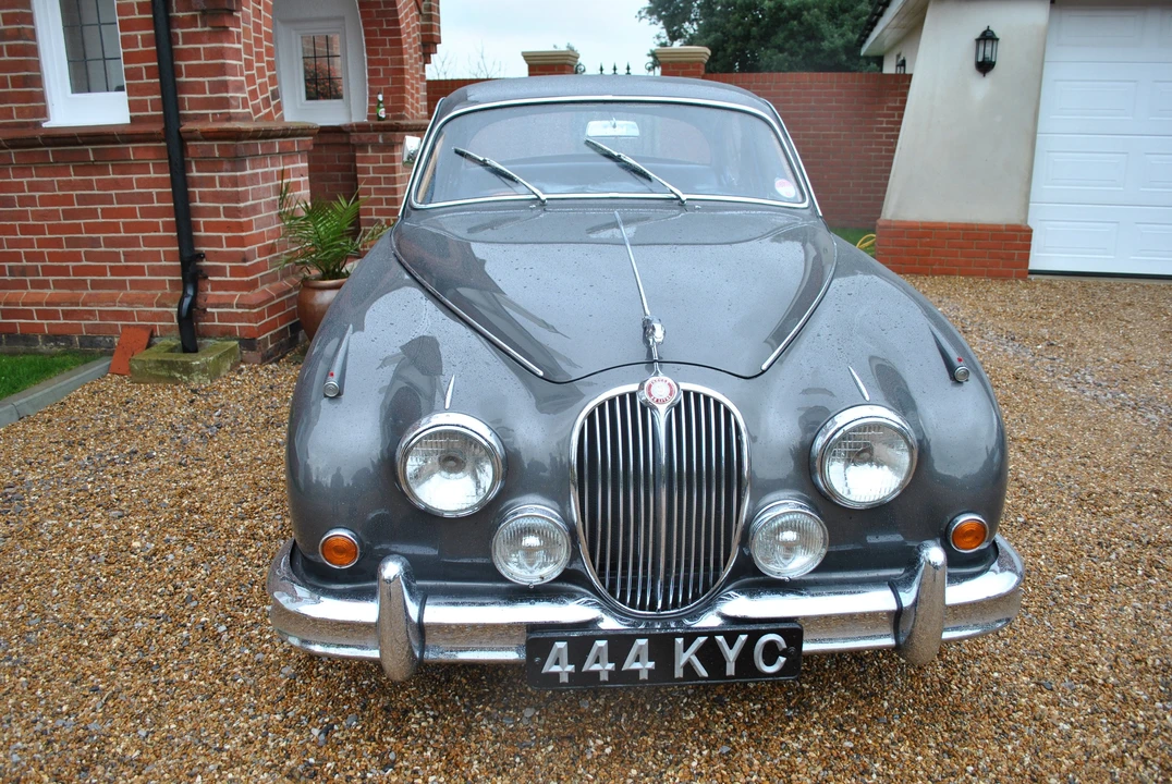 1961 Jaguar Mark II - Image 2 of 11