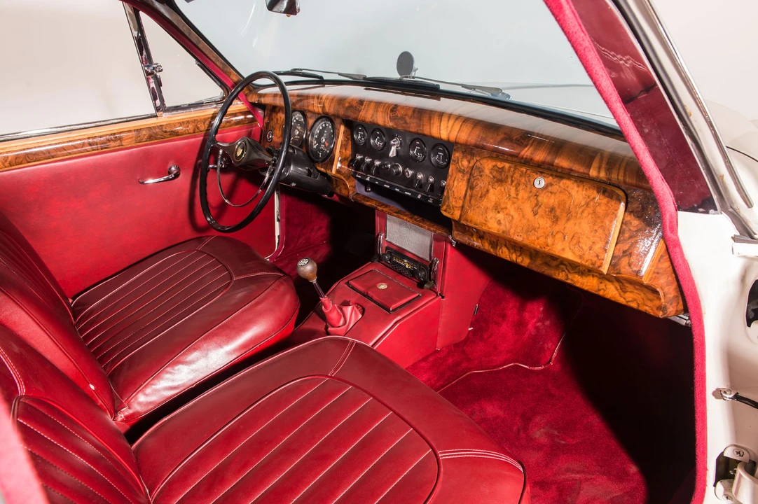 1961 Jaguar Mark II - Image 5 of 7
