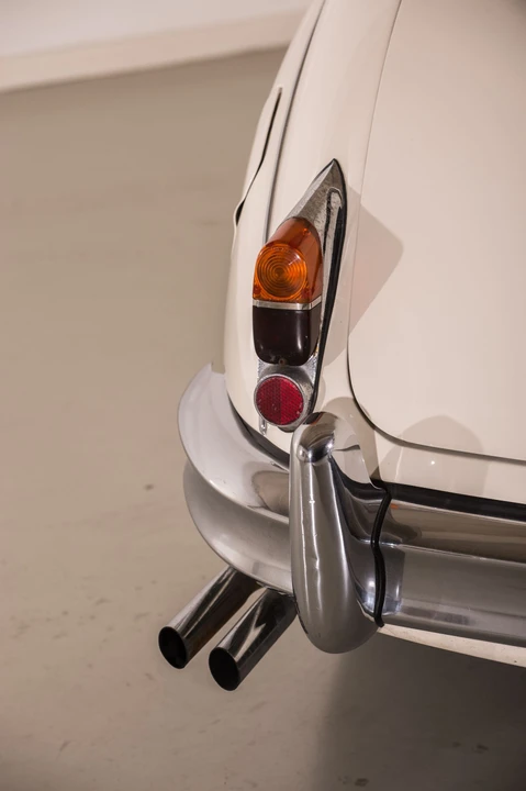 1961 Jaguar Mark II - Image 2 of 7