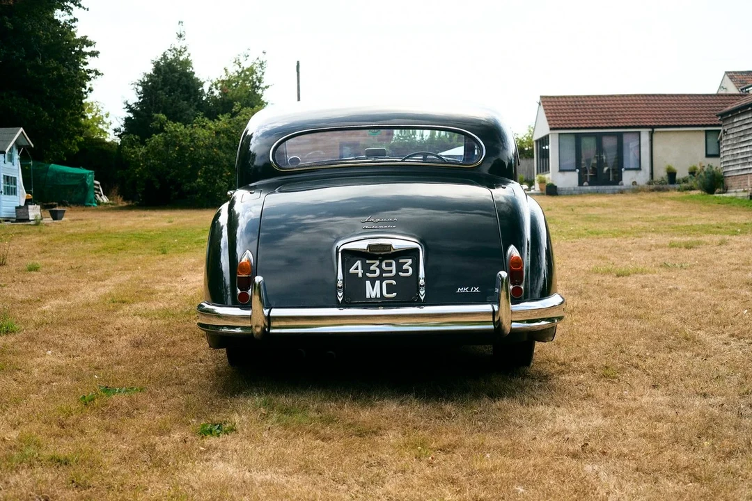 1961 Jaguar Mark VII & VIII & IX - Image 25 of 30