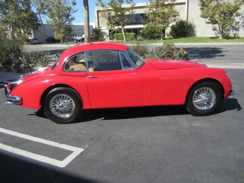 1961 Jaguar XK - Image 2 of 12