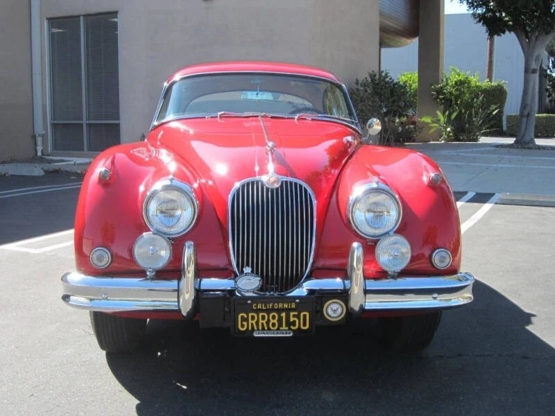 1961 Jaguar XK - Image 6 of 12