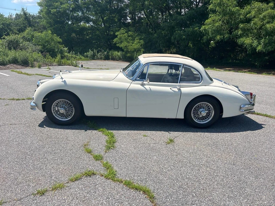 1961 Jaguar E-Type Series 1 - Image 3 of 31