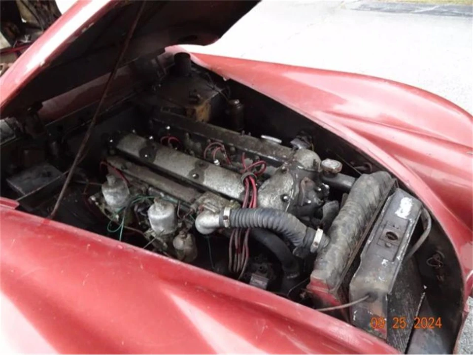 1961 Jaguar XK150 - Image 3 of 14