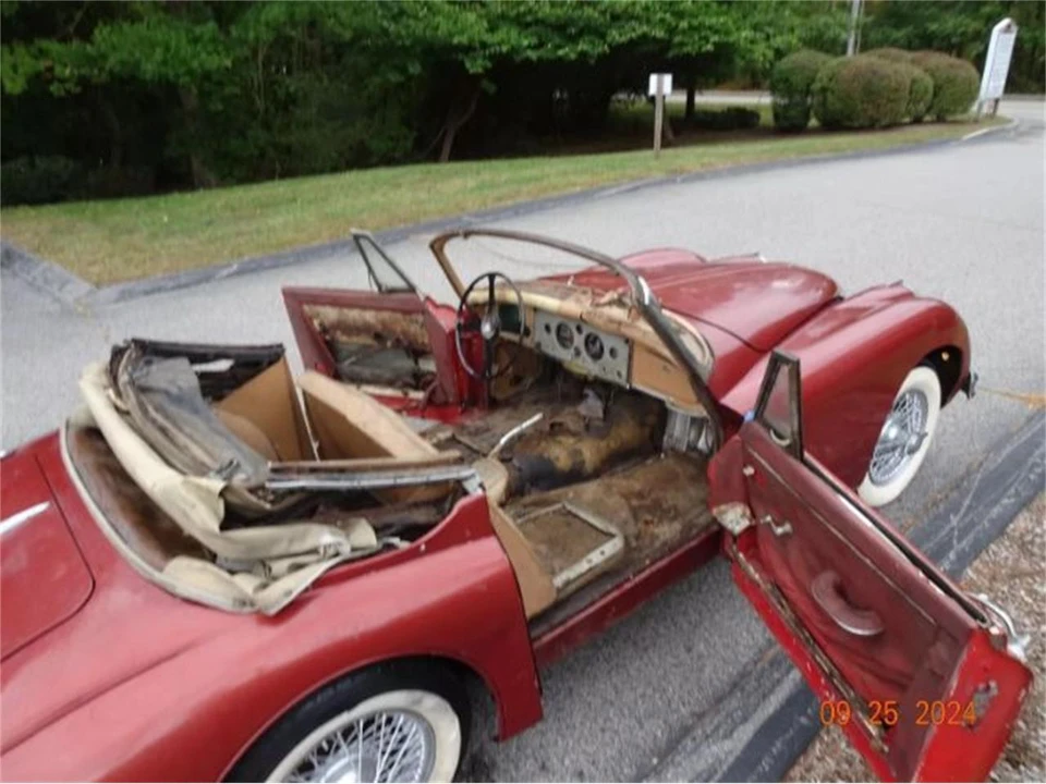 1961 Jaguar XK150 - Image 7 of 14
