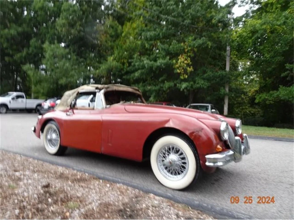 1961 Jaguar XK150 - Image 10 of 14