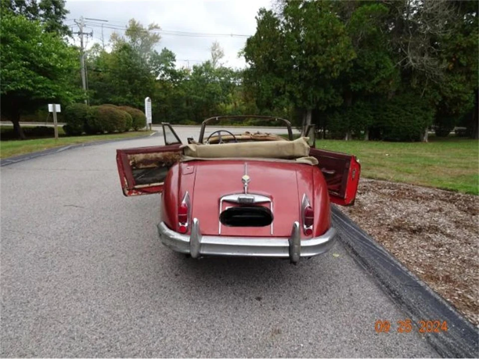 1961 Jaguar XK150 - Image 6 of 14