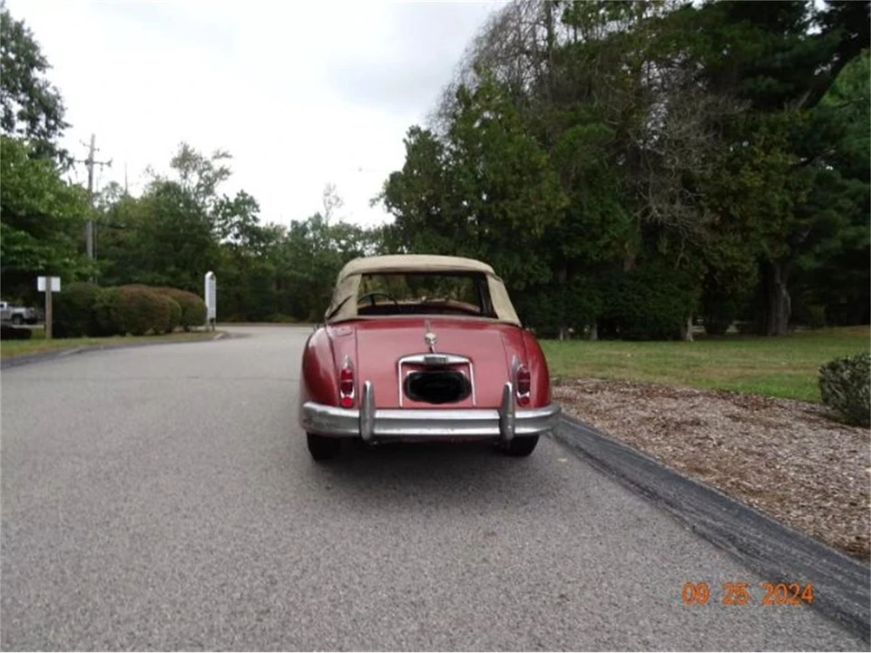 1961 Jaguar XK150 - Image 12 of 14