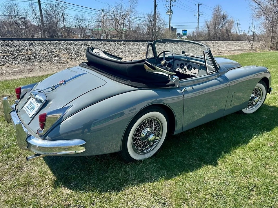 1961 Jaguar XK - Image 2 of 31