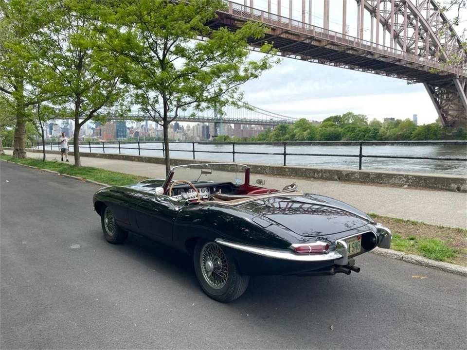 1961 Jaguar E-Type Series 1 - Image 6 of 8