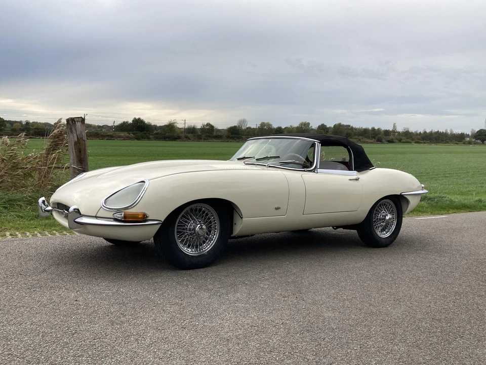1961 Jaguar E-Type Series 1 - Image 2 of 31