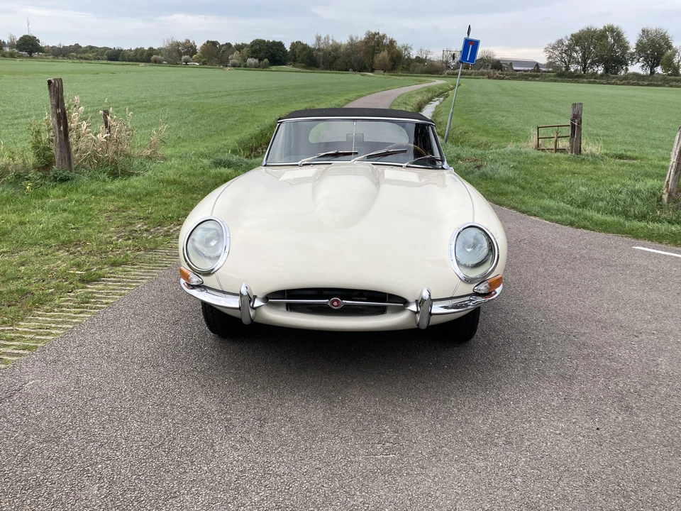 1961 Jaguar E-Type Series 1 - Image 8 of 31