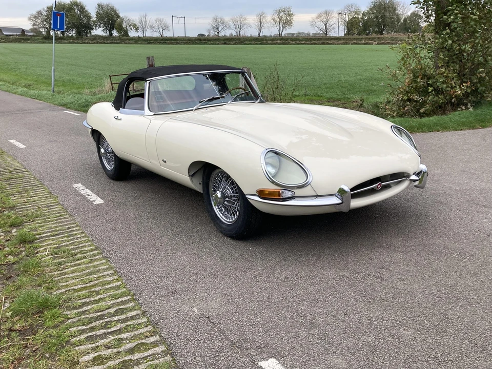 1961 Jaguar E-Type Series 1 - Image 10 of 31