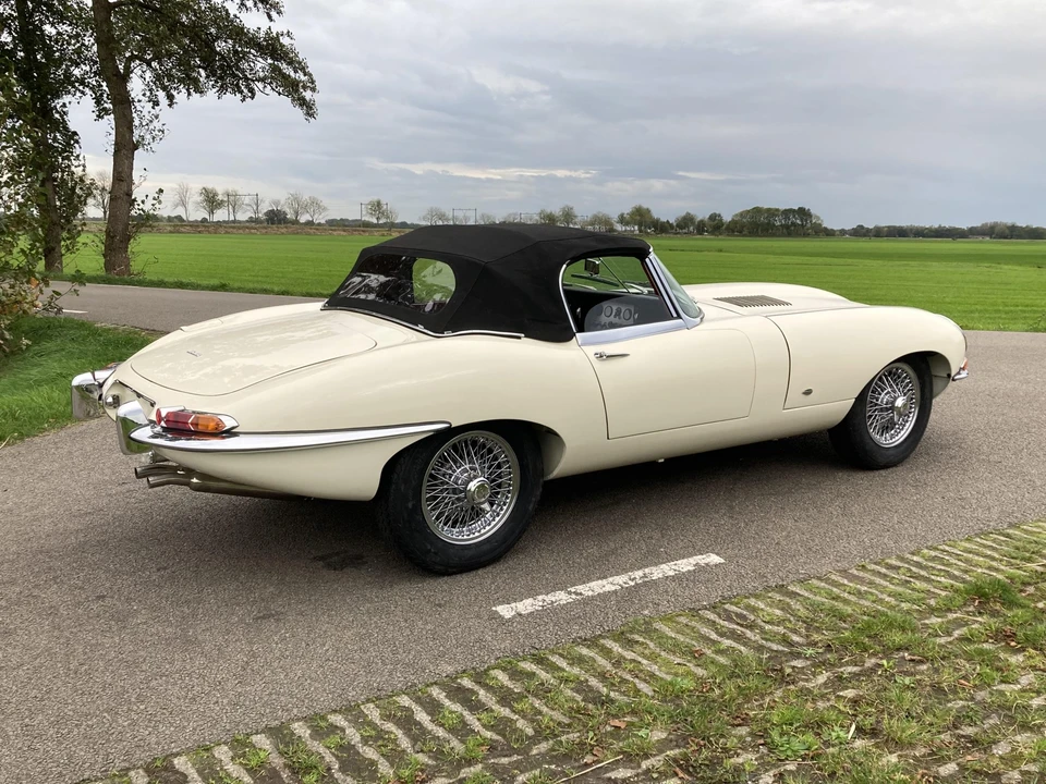 1961 Jaguar E-Type Series 1 - Image 15 of 31