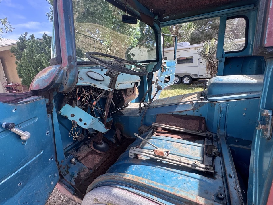 1961 Jeep Forward Control - Image 15 of 23