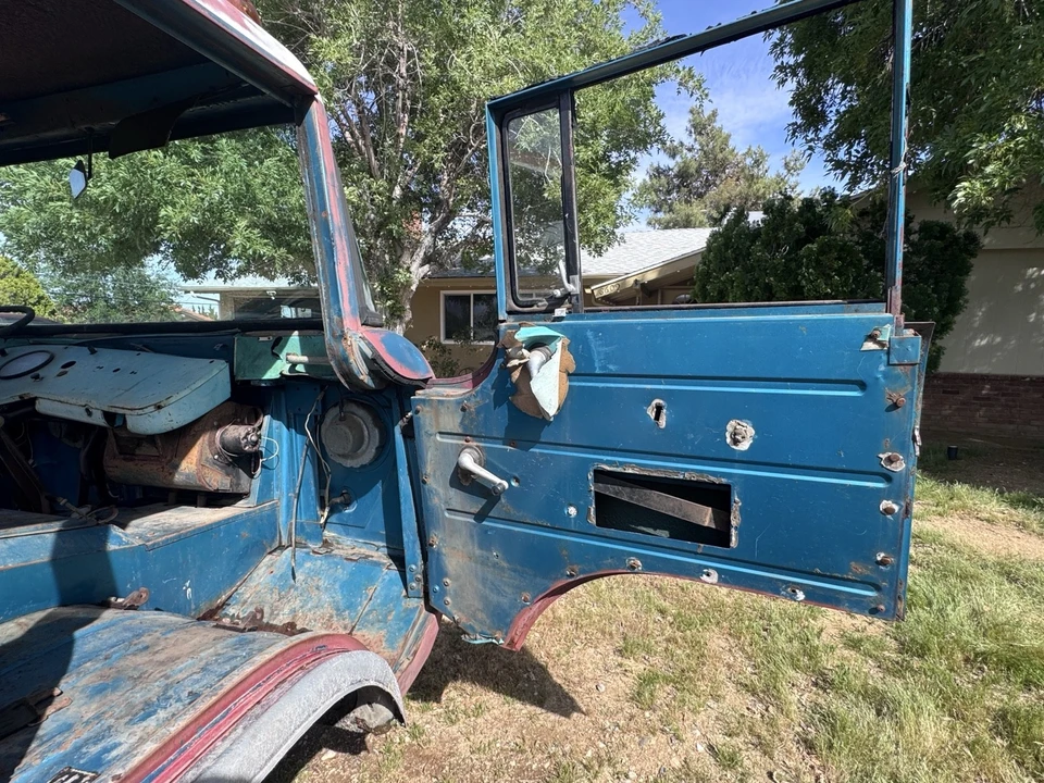 1961 Jeep Forward Control - Image 14 of 23