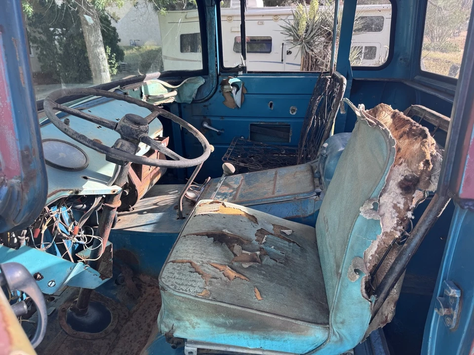 1961 Jeep Forward Control - Image 18 of 23