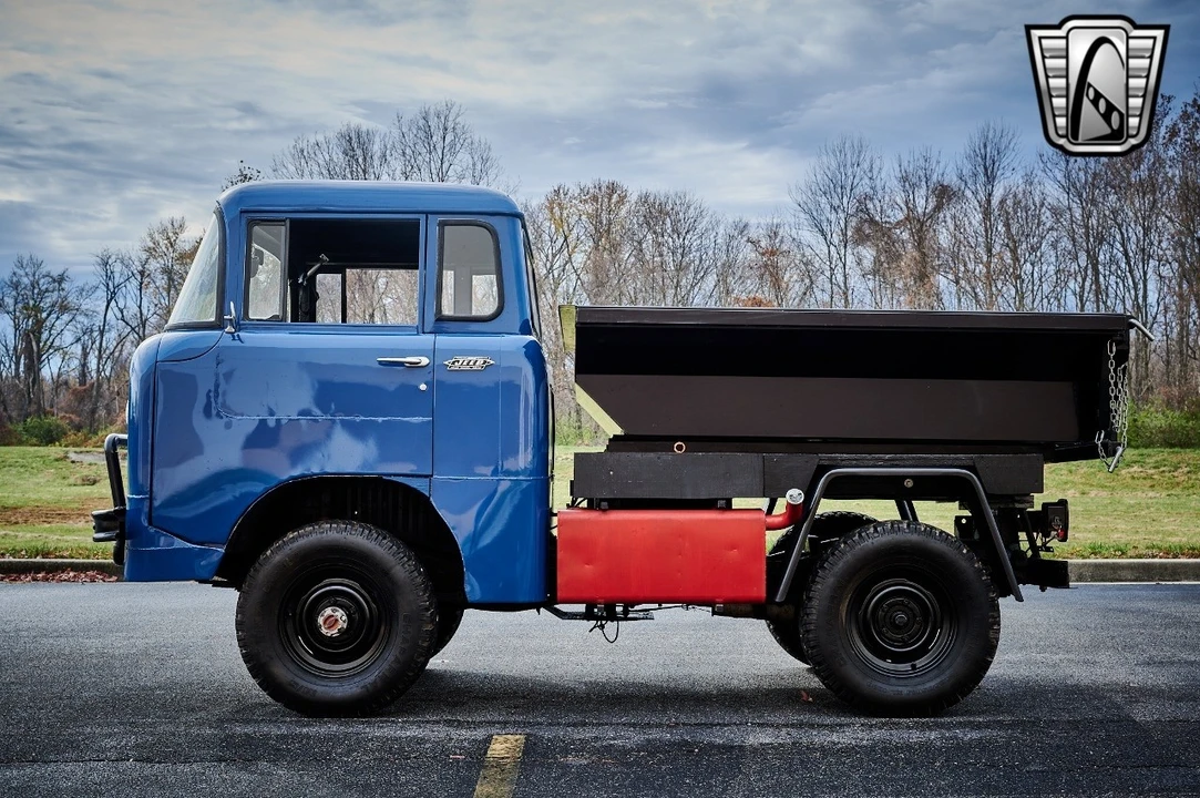 1961 Jeep Forward Control - Image 4 of 12
