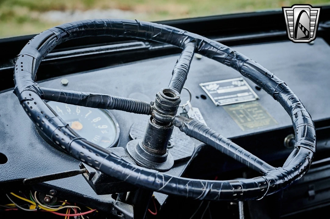 1961 Jeep Forward Control - Image 13 of 21