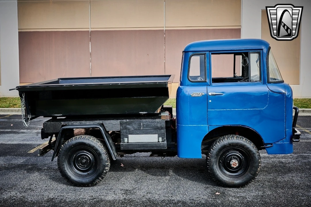 1961 Jeep Forward Control - Image 9 of 12