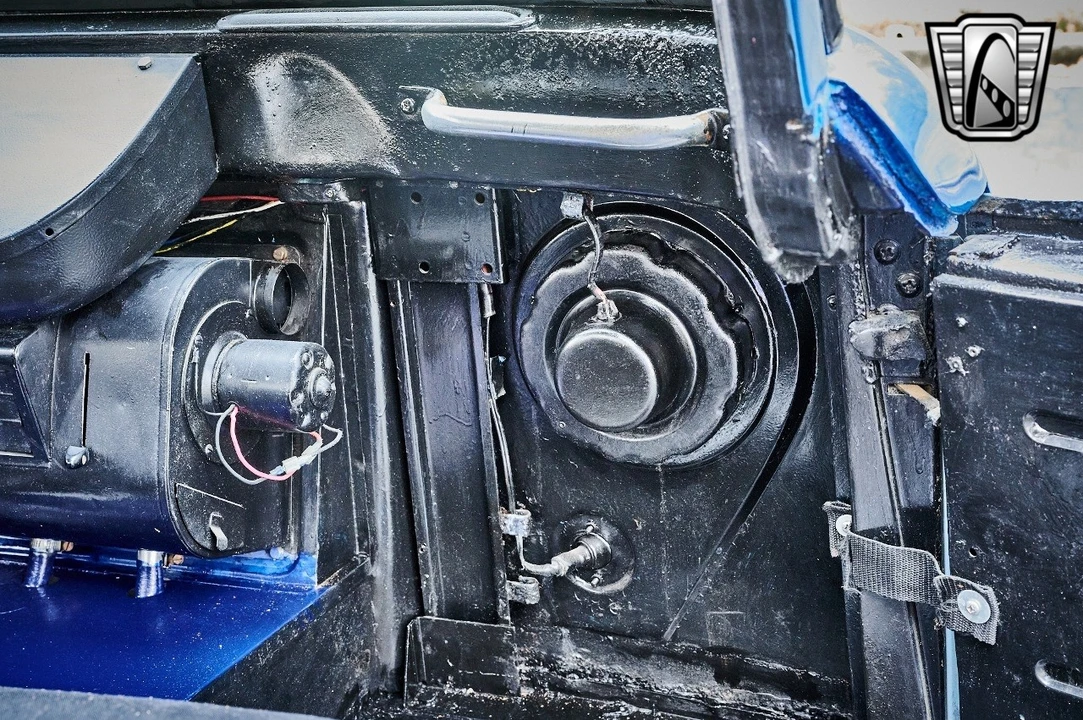 1961 Jeep Forward Control - Image 18 of 21